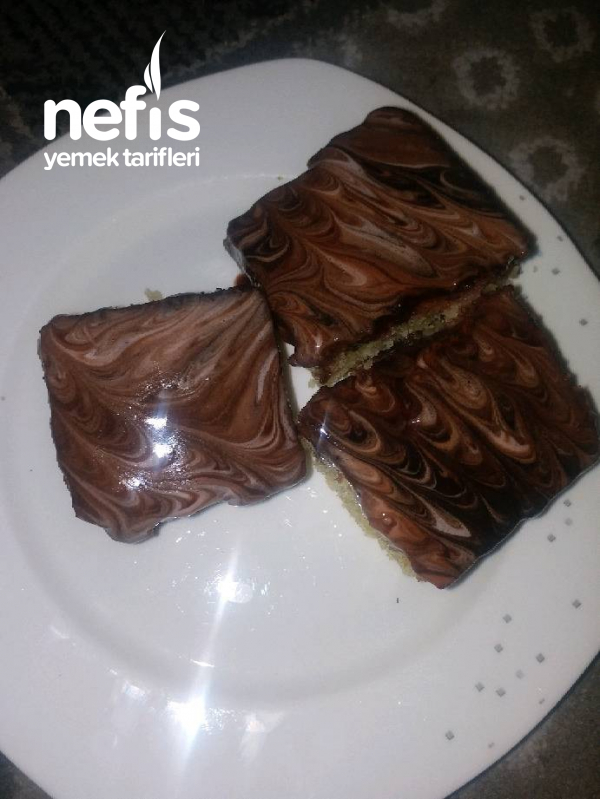 Enfes Orman Meyveli Kek Nefis Yemek Tarifleri
