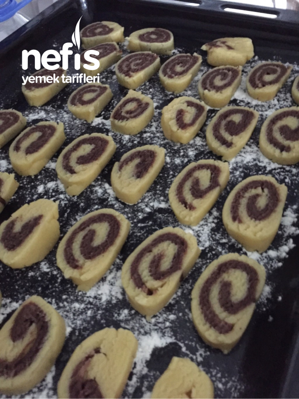 İki Renkli Kurabiye Nefis Yemek Tarifleri 5851019