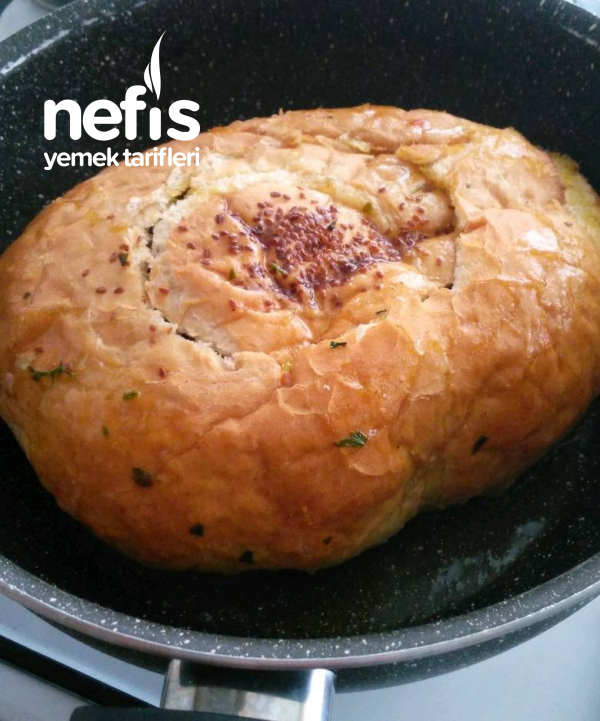 Γεμιστό ψωμί με κρέας (από τις ειδικές συνταγές μας για το Ραμαζάνι)