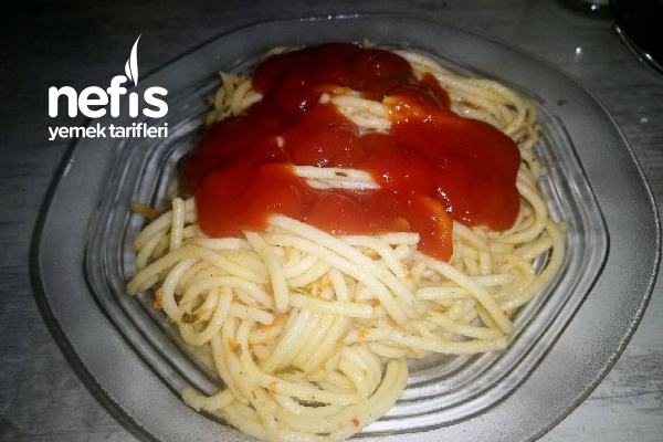 Domates Soslu Spagetti