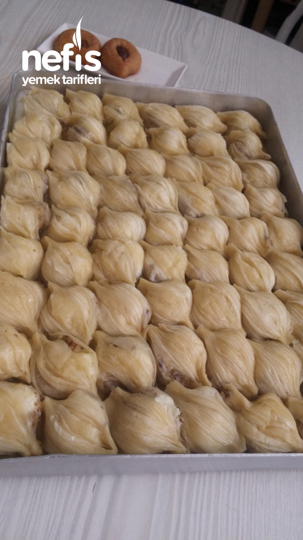 Midye Baklava