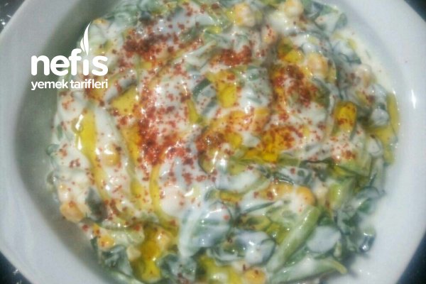 Nefis Semizotu Salatası