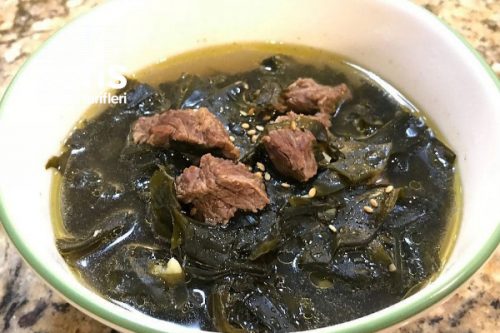 Yosun Çorbası (Kore) Tarifi