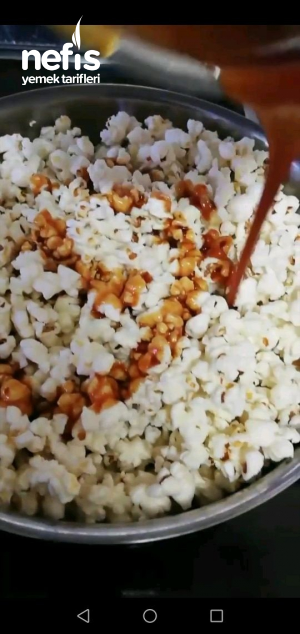 Karamelli Patlamiş Misir (popcorn, karamelize edilmiş mısır)