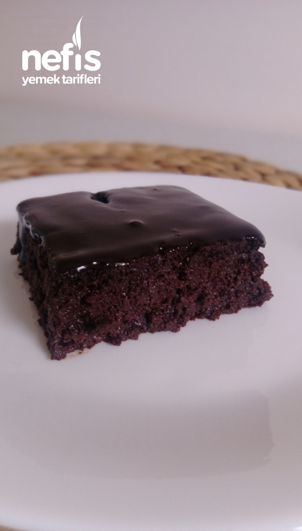 Bol Çikolata Soslu Brownie Nefis Yemek Tarifleri 6028864