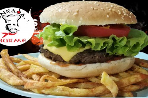 En İyi Hamburger (Gerçek Hamburger Tarifi Köftesi Ve Ekmeğiyle,Videolu)
