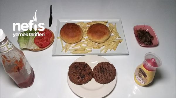 En İyi Hamburgergerçek Hamburger Tarifiköftesi Ve Ekmeğiyle (videolu)