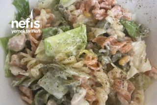 Tavuklu Göbek Marullu Makarna Salatası Tarifi