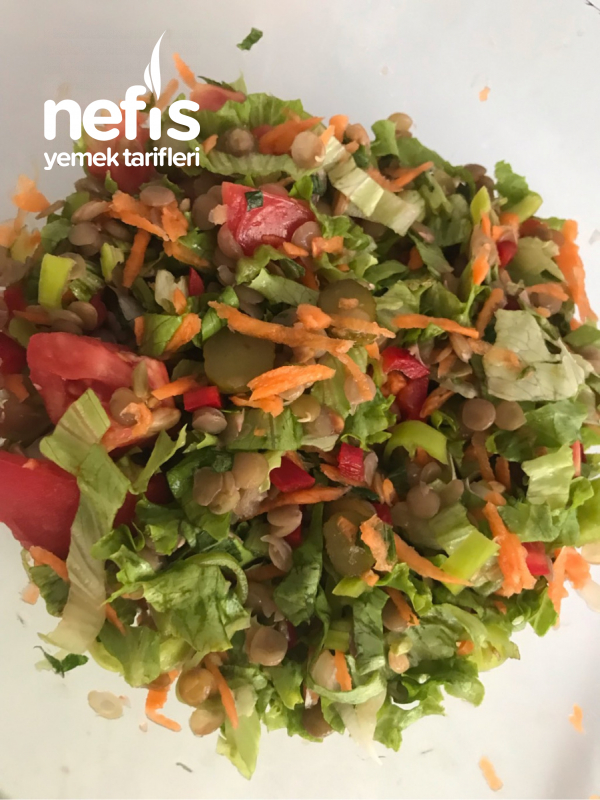 Diyet İçin Harika Bir Öğün: Yeşil Mercimek Salatası