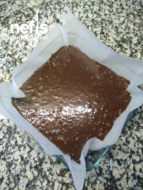 Çilekli Ve Kakaolu Pırtık Pasta Nefis Yemek Tarifleri