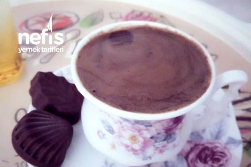 Sodalı Çikolatalı Bol Köpüklü Türk Kahvesi Tarifi