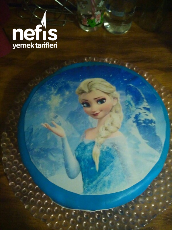 Elsa Doğum Günü Pastası