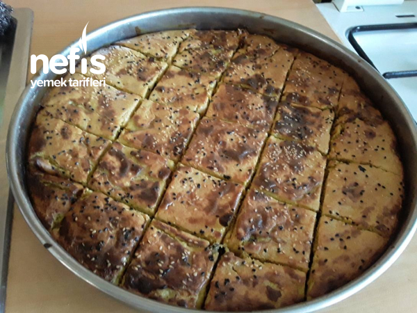 Malatya Usülü (soğanlı, Ispanaklı Ve Çökelekli Börek)