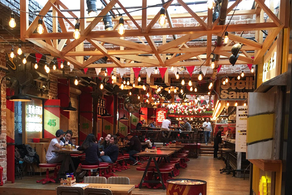 Beer Hall’de Ne Yenir? Ağzınızın Suyunu Akıtacak 10 Enfes Lezzet Tarifi Beer Hall’de Ne Yenir? Ağzınızın Suyunu Akıtacak 10 Enfes Lezzet Tarifi