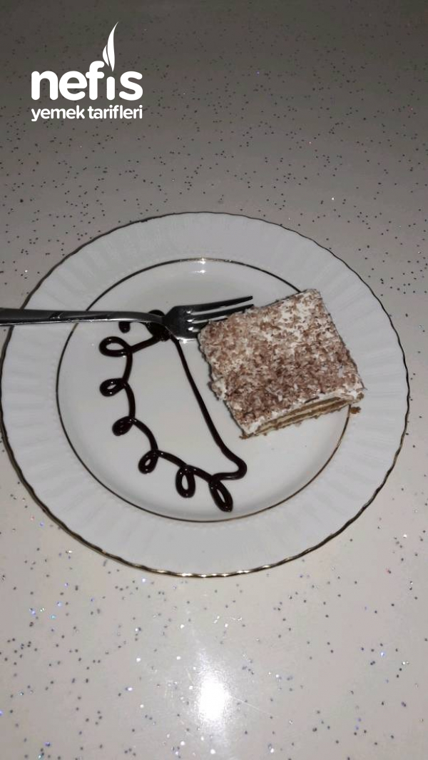 Kakaolu Bisküvili Pasta