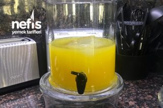 Sıcak Yaz Aylarının Vazgeçilmez Portakal Limonatası Tarifi