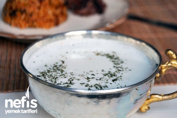 Sodalı Ayranın 5 Mucizevi Faydası, Zayıflatır Mı? Tarifi Sodalı Ayranın 5 Mucizevi Faydası, Zayıflatır Mı? Tarifi