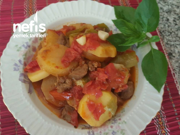 Etli Patates Tava ( Adana Usulü Tencere Yemeği) Nefis Yemek Tarifleri