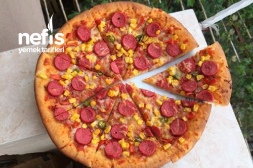 Tüm Detaylarıyla Pizza (Bayılacaksınız) Tarifi