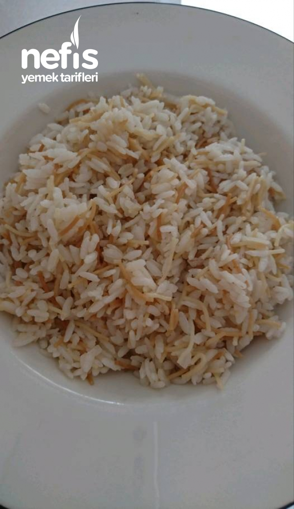 Şehriyeli Pirinç Pilavı Tarifi