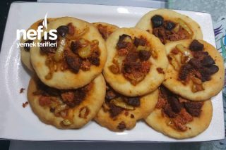 Mayasız Mini Pizza Tarifi