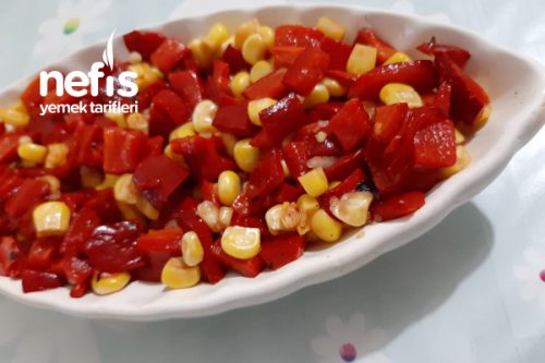 Pratik Kırmızı Biber Salatası Tarifi