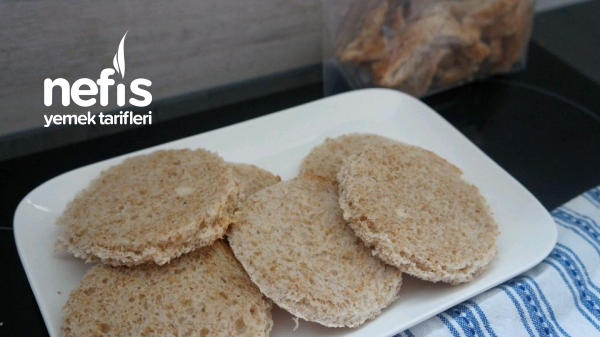 Kahvaltilik Peynirli Biberli Ve Domatesli Tost