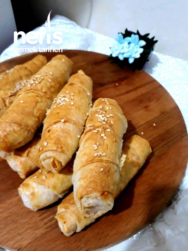 yemeye doyamayacağınız çok çıtır börek (Patatesli)