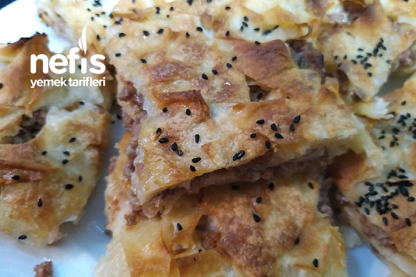 Kıymalı Kırpık Börek