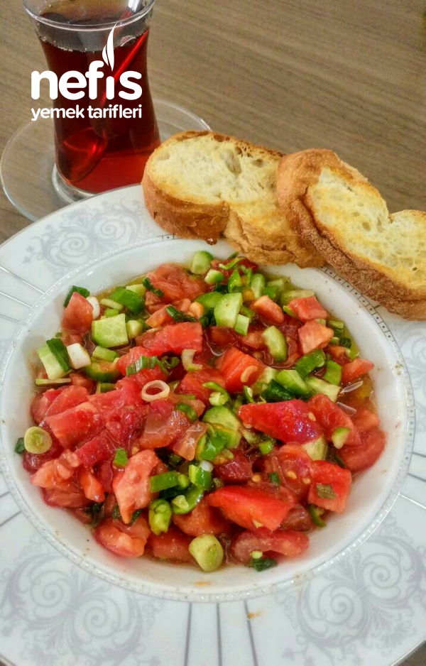 Antep Usulü Kimyonlu Kahvaltılık Domates Salatası