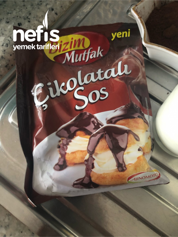 Çikolata Soslu Kakolu Kek Nefis Yemek Tarifleri