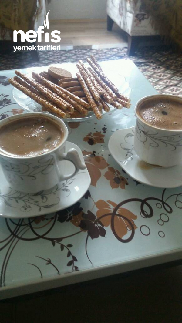 Orta Şekerli Türk Kahvesi Nefis Yemek Tarifleri 6424297