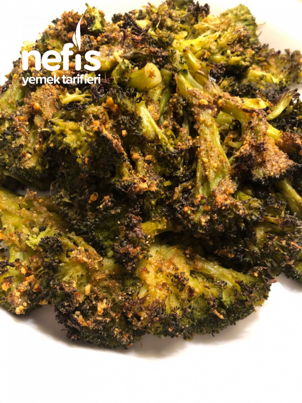 Fırında Baharatlı Brokoli