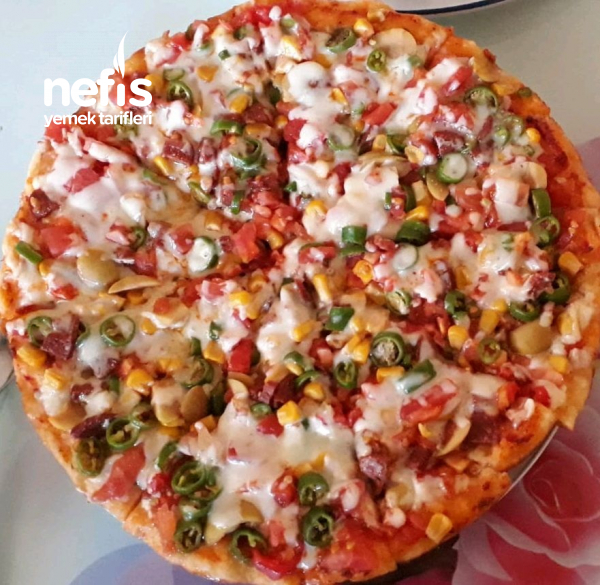 Tavada Pizza Tarifi Nefis Yemek Tarifleri 6439001