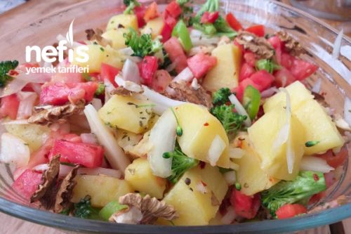 Cevizli Patates Salatası Tarifi