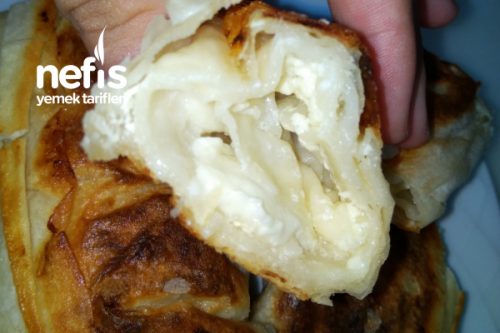 Haftasonu Kahvaltı İçin Hazır Yufka İle Tavada Peynirli Kol Böreği (Videolu) Tarifi