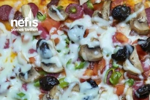 Mis Gibi Ev Yapımı Anne Pizzası Tarifi