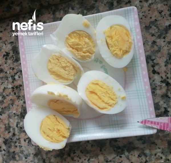 Tereyağlı Yumurta Kapama(kahvaltı İçin Çok Güzel Bir Tarif)