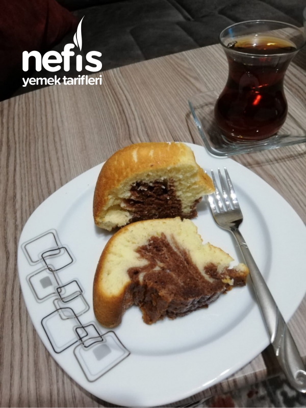 İki Renkli Kolay Kek Nefis Yemek Tarifleri 6467980