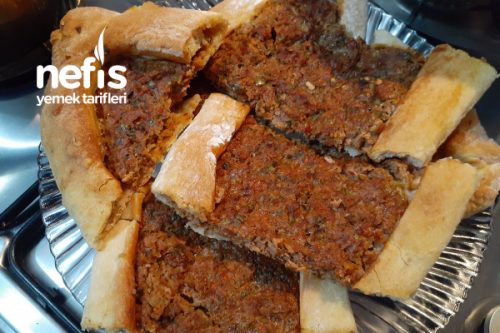 Kıymalı Pide (Üşengeç Pidesi) Tarifi