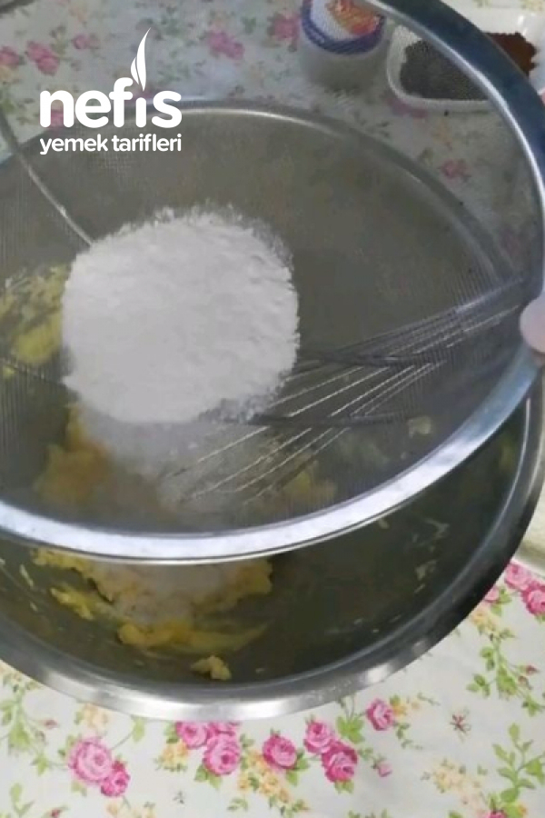 Yılın Bombası Kolay Ve Değişik Elmas Kurabiye