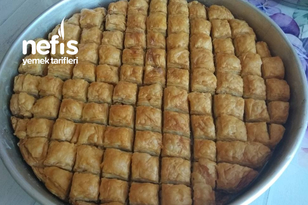 4 Bezeden Pratik Baklava