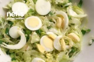 Yumurtalı Marul Salatası Tarifi