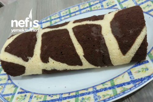Rulo Pasta (Zebra Desenli Damla Çikolatalı) Tarifi
