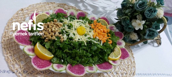 Cevizli Roka Salatası