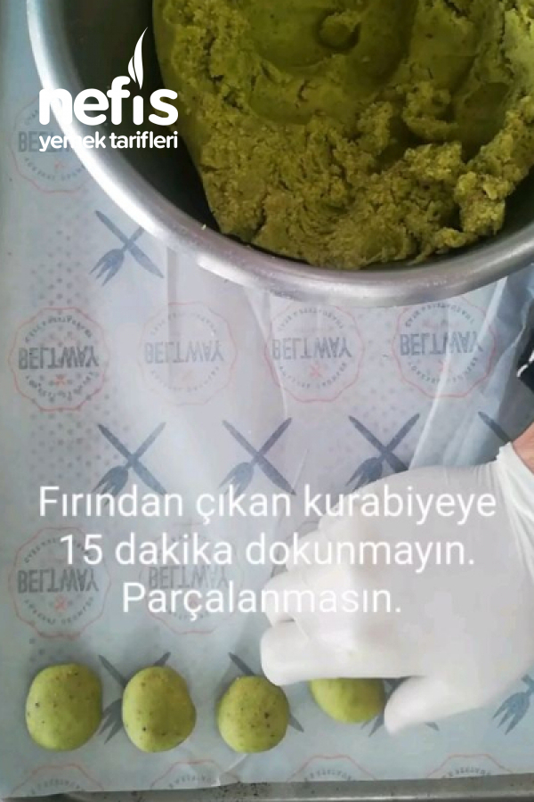 Antep Fıstığının Lezzetini Damağınızda Hissedeceğiniz. Fıstıklı Kurabiye