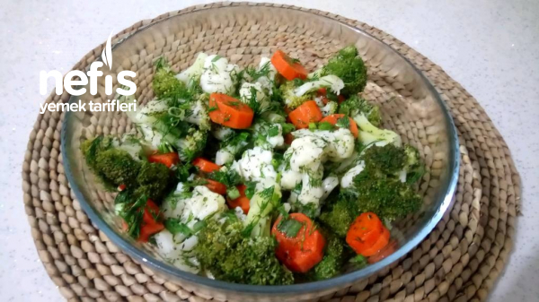 Brokoli Karnıbahar Salatası