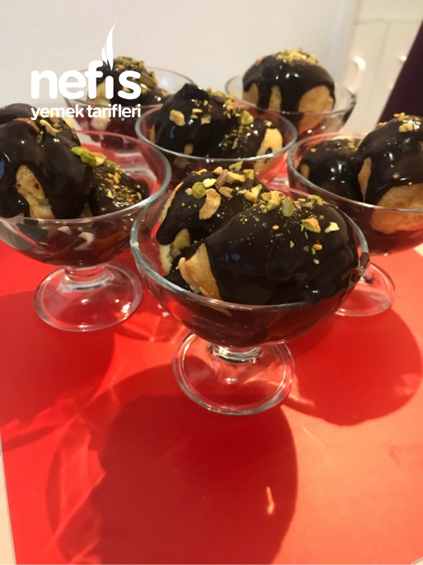 Profiterol pastaneden alınmış gibi