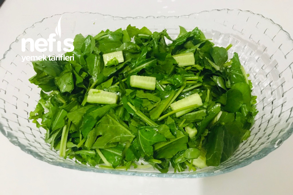 Roka Salatası (Balık Yanına Giden Enfes Salata)
