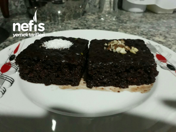 Browni Tadında Islak Kek